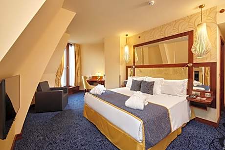 Executive Double Room with City View