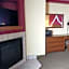 Madelia Hotel & Suites