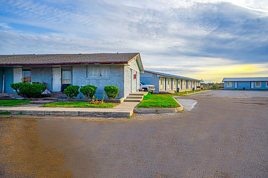 Padre Motel Corpus Christi , TX - 358 By OYO