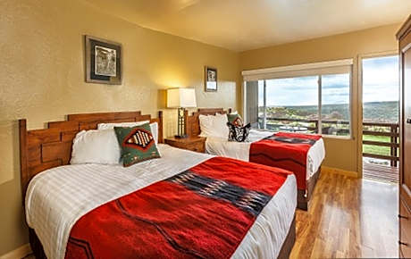 Two Doubles, Kiva Deluxe