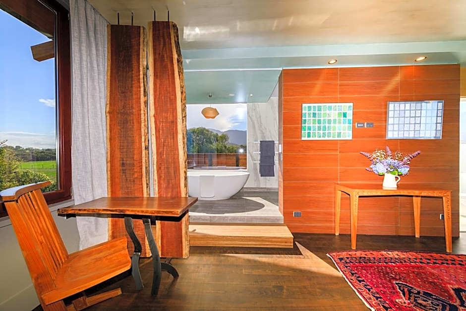 Hapuku Lodge & Tree Houses