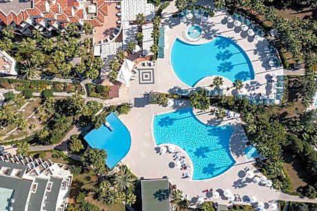 Iz Flower Side Beach Hotel