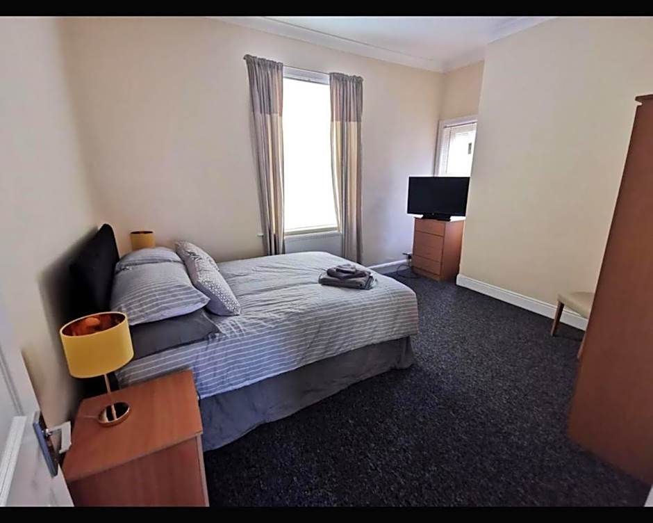 Marley Mansions Clarendon 65