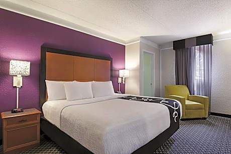 Two Room King Suite - Non-Smoking