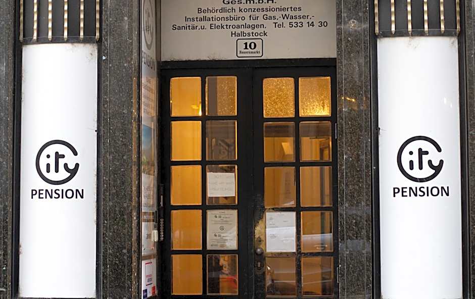 City Pension Stephansplatz I Self Check In I AC in all rooms