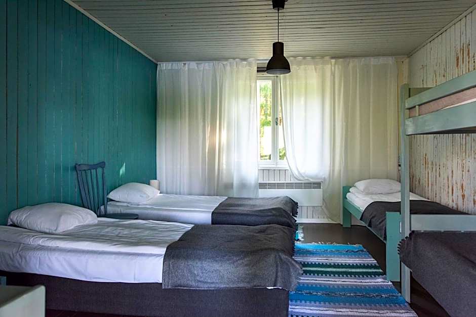 Tuba järveäärses puhkemajas - Saarjärve Puhkemaja