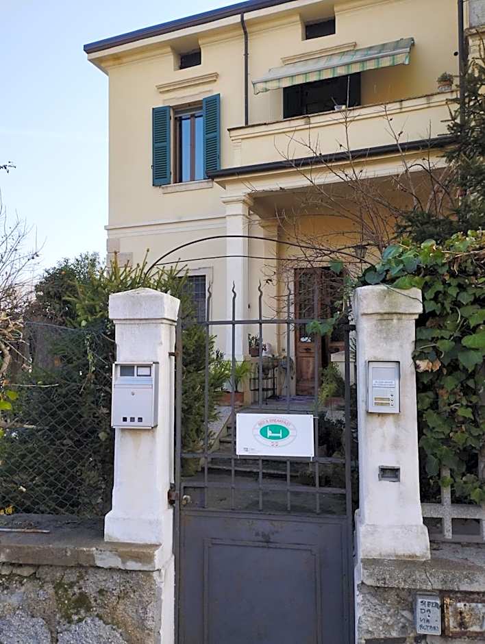 Le Maddalene