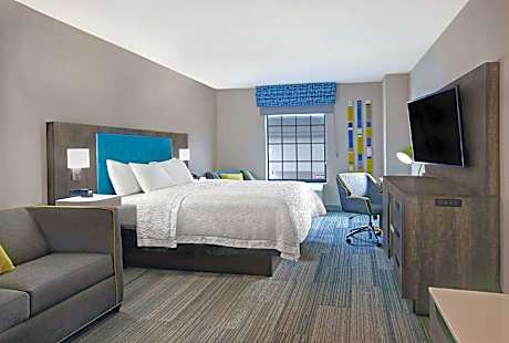 1 King Mob/Hear Acc W/Tub Frdg Sofabed Ns