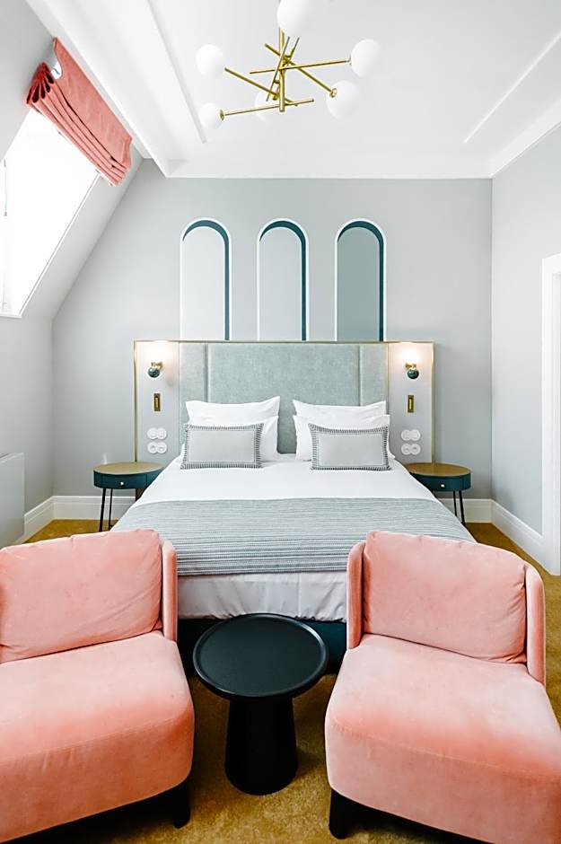 Hotel Altus Palace - Destigo Hotels