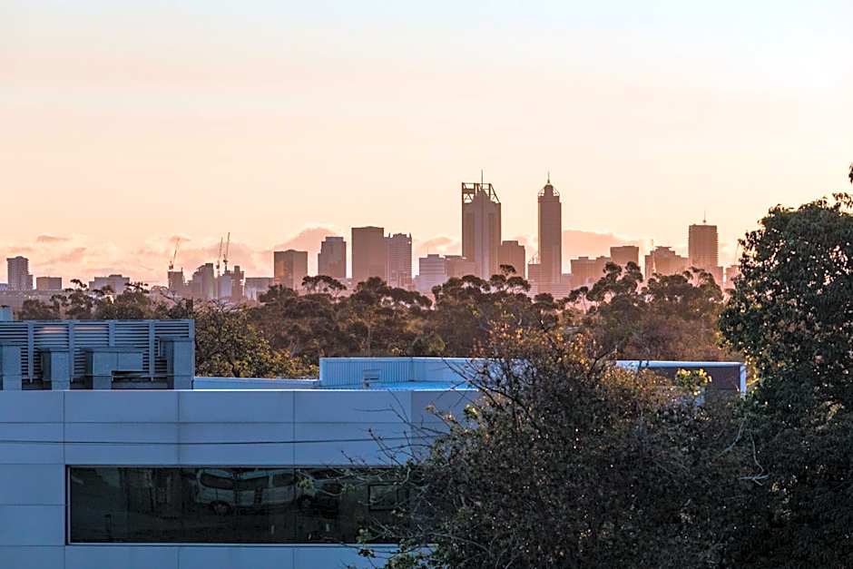 Perth Ascot Central Apartment Hotel