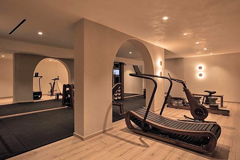 Uzenie All Suites Boutique Resort