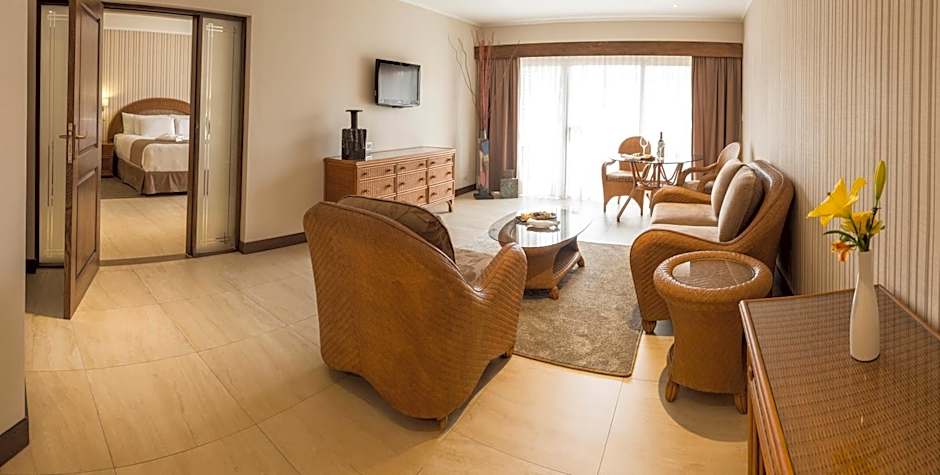 Hotel Camino Real
