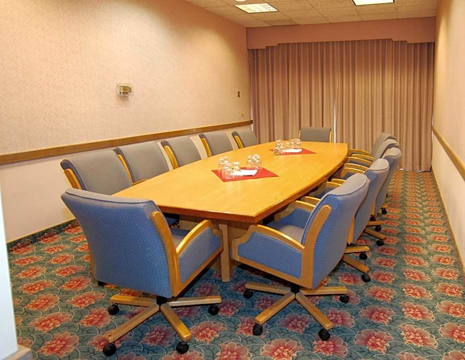 Oakland Airport Executive Hotel