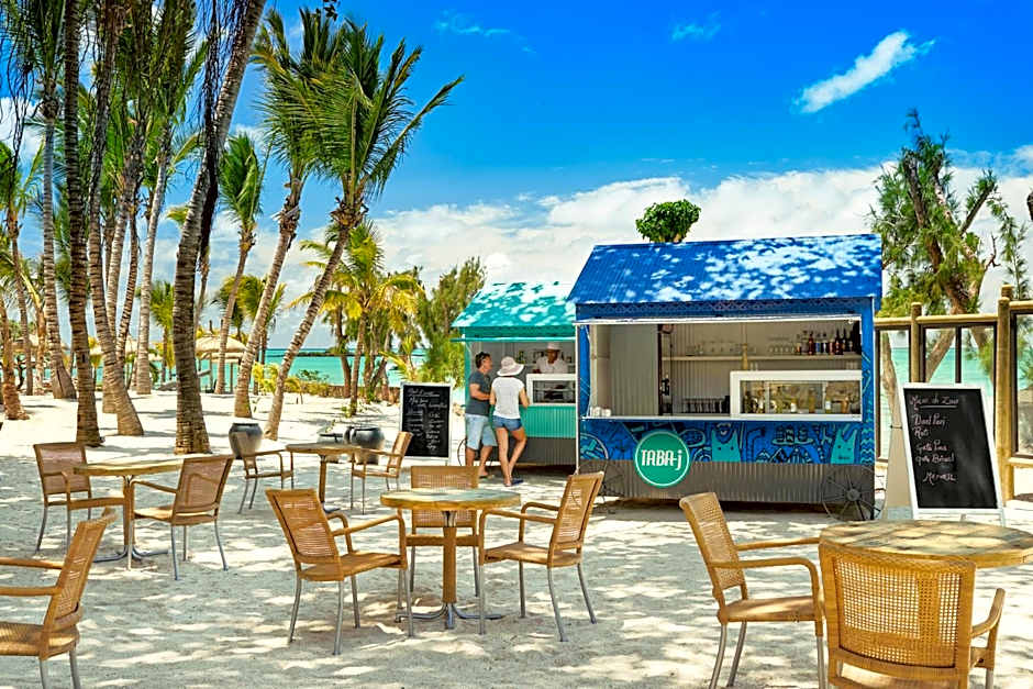 Lagoon Attitude (Adults Only)