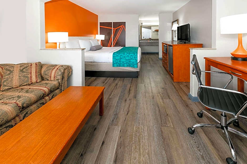 Photo 1 of 1 of 1 King Bed, Mobility Accessible