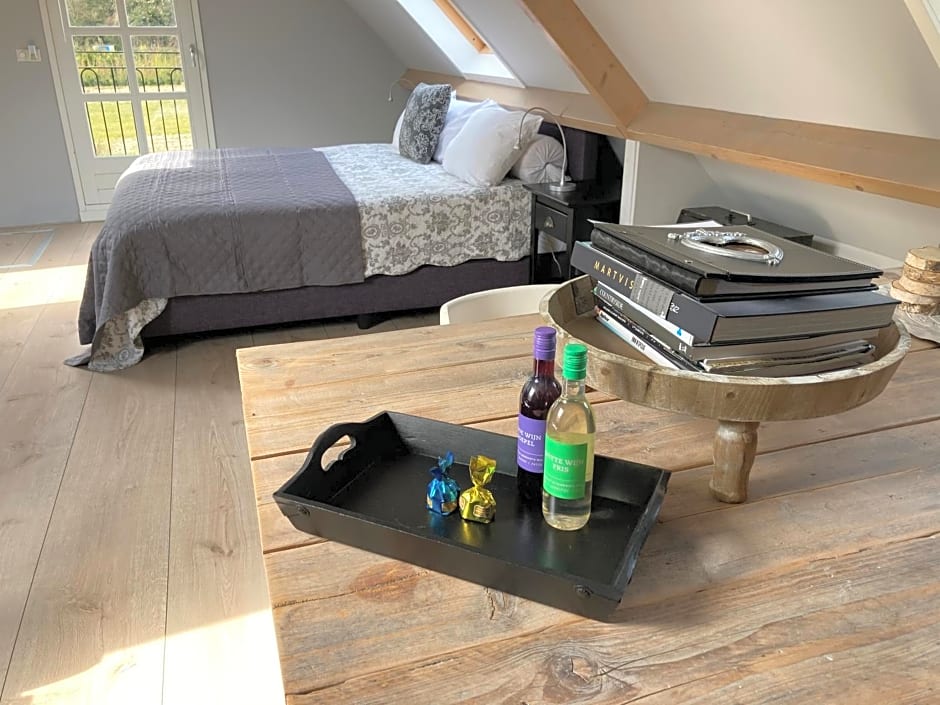 B&BOosterweg3 Studio - Free private parking