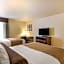 Cobblestone Inn & Suites - Menomonie/UW-Stout