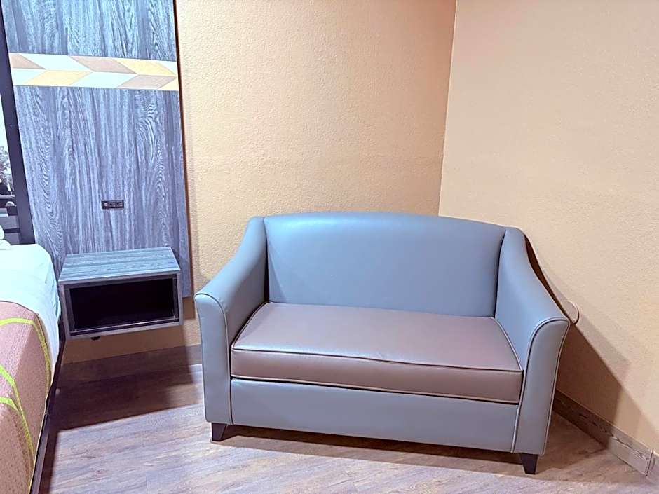 Express Inn & Suites Houston Katy