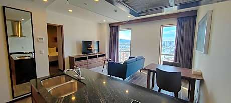 Standard Double Suite