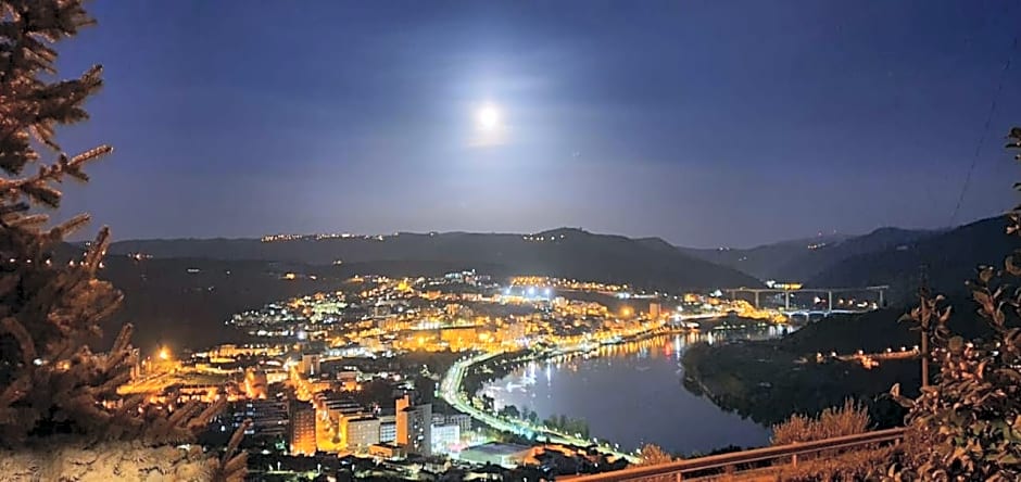 Mito's House & Douro View