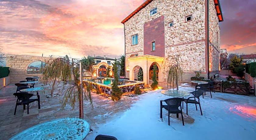 Moonlight Of Cappadocia