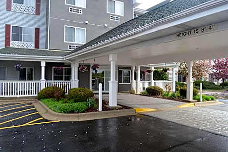 Country Inn & Suites by Radisson, Gurnee, IL