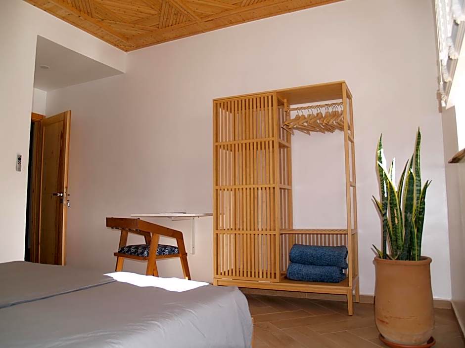 Dar Makai Surf Hotel