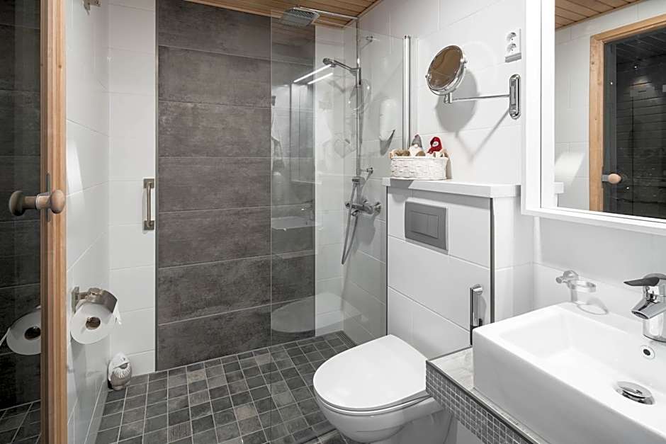 Santa's Igloos Arctic Circle