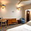 Le Berger Hotel