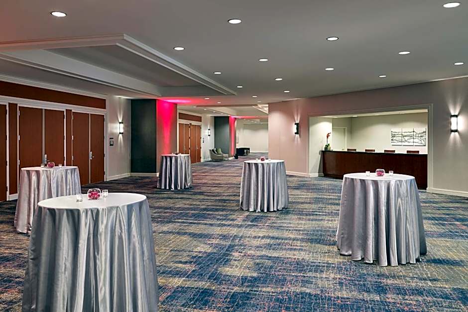 Warner Center Marriott Woodland Hills