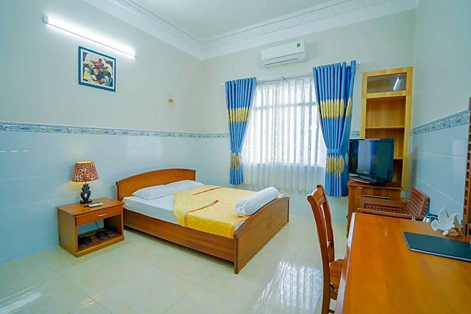 Hoa Binh 2 Hotel