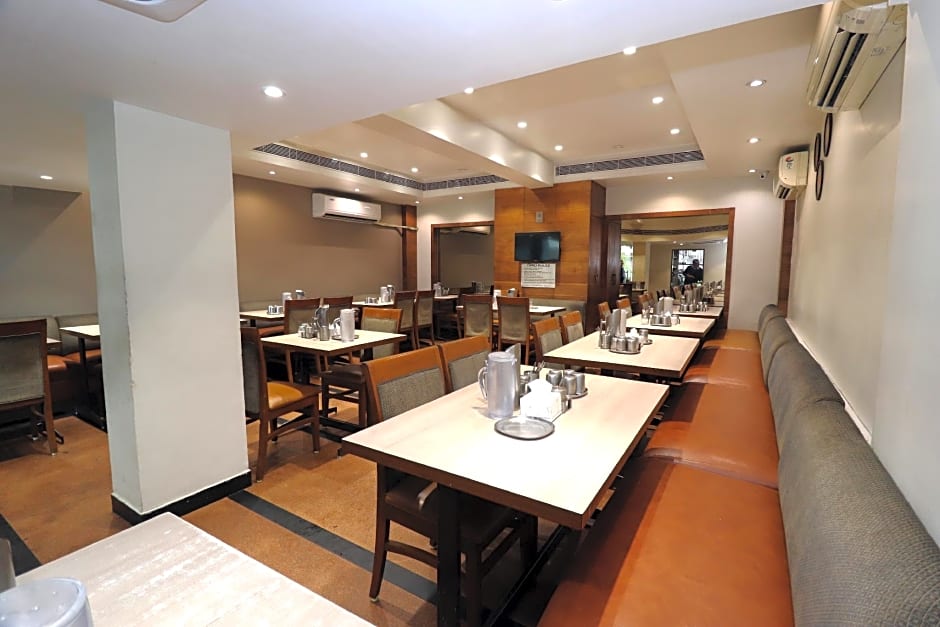 HOTEL RAJHANS REGENT, BHOPAL