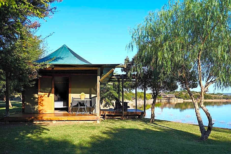 Buffelsdrift Game Lodge and Hotel