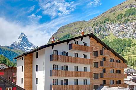 Junior Suite with Matterhorn view