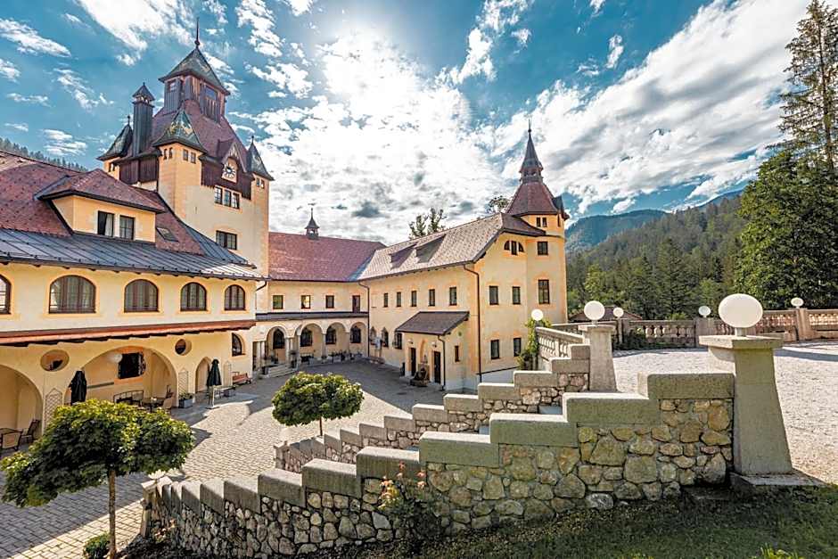 Naturhotel Schloss Kassegg