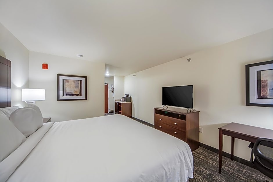 Cobblestone Hotel & Suites - Cozad