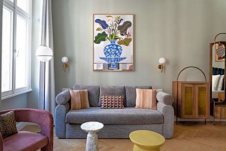 Numa Vienna Terra