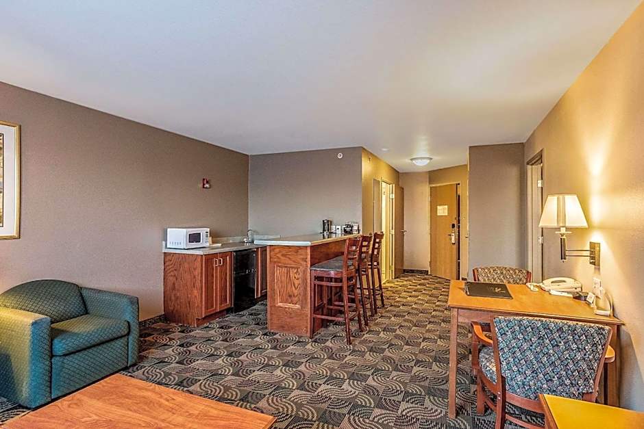 Quality Inn & Suites Hannibal West