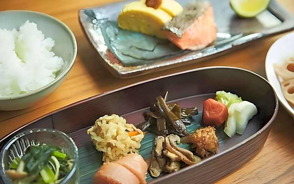 Yufuin Ryokan Sansoh Warabino