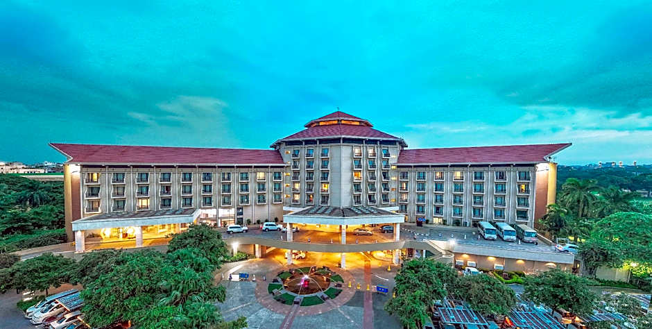 Radisson Blu Dhaka Water Garden