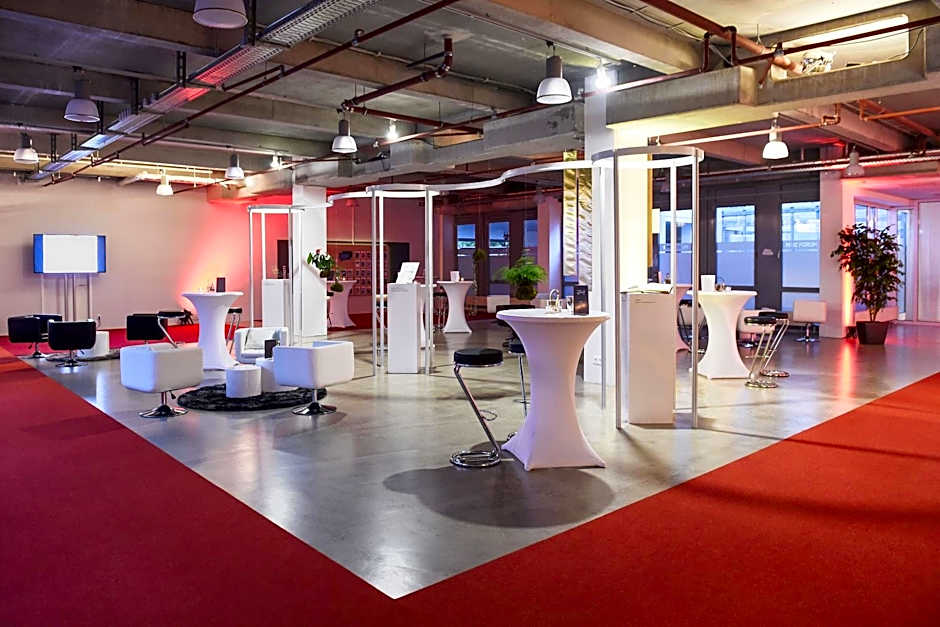 Globana Airport Hotel