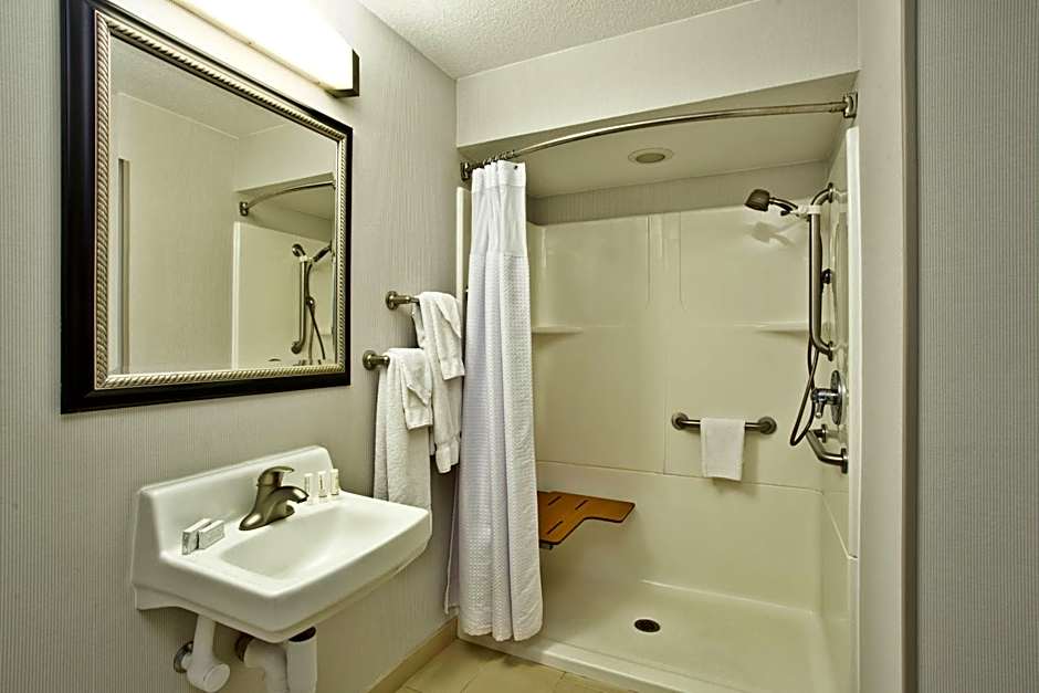 Courtyard by Marriott Gulfport Beachfront