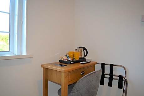 Twin Room with Private Bathroom