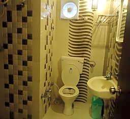 Hotel Maan Residency