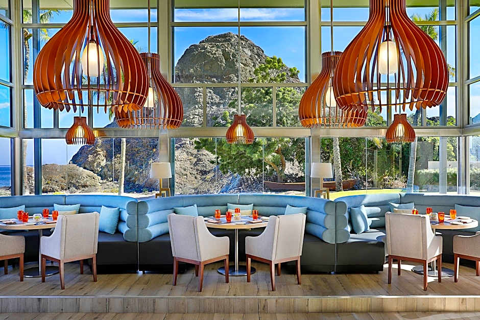 Al Bustan Palace, a Ritz-Carlton Hotel