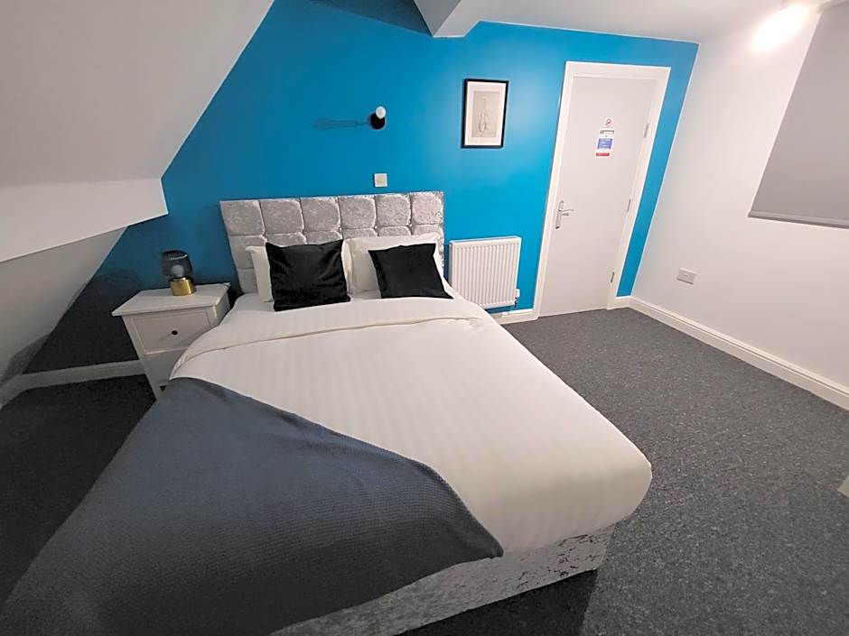 Premier Studios Nottingham - Tring Vale