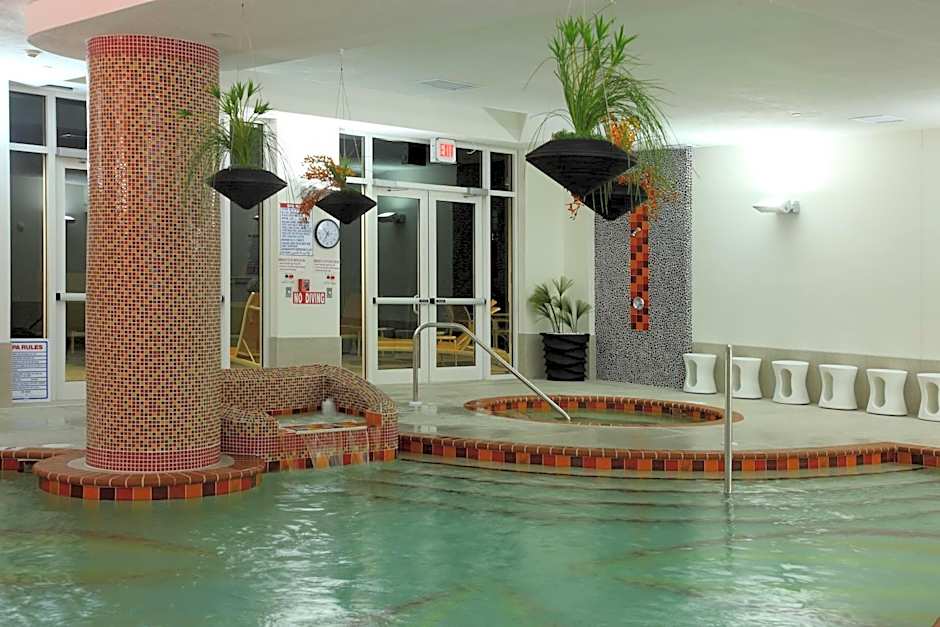 DoubleTree by Hilton Sarasota Bradenton Airport