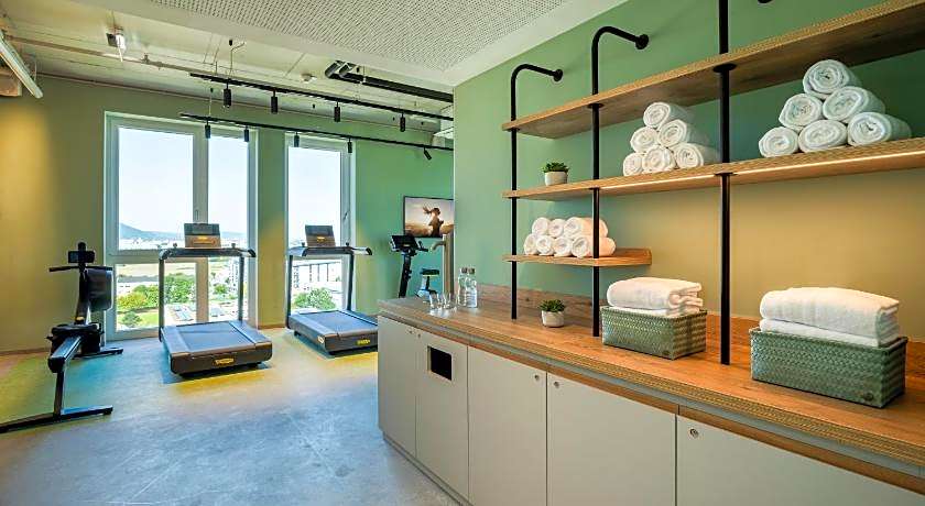Citadines Danube Vienna