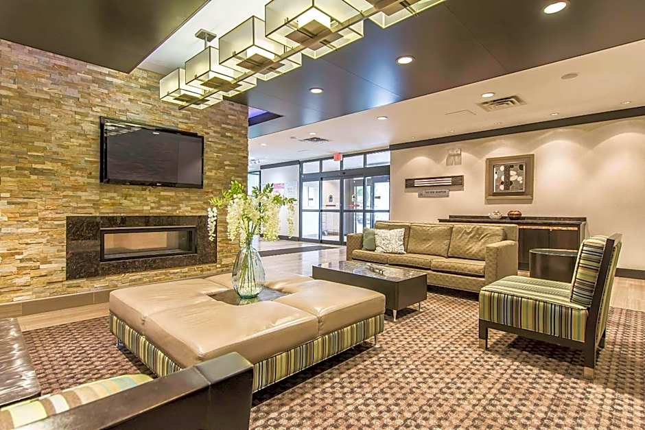 Quattro Hotel & Conf. Centre, an Ascend Collection Hotel