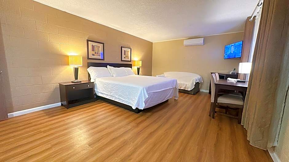 Royal Inn and Suites